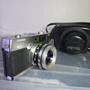 Vintage Petri 7S Rangefinder 35mm Film Camera w/ 45mm f2.8 Lens & Leather Case